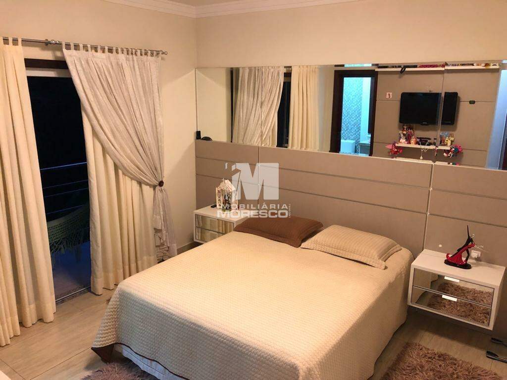 Casa à venda no bairro Imigrantes: 